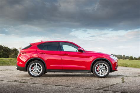 Flat-Out Magazine | Quick Spin: Alfa Romeo Stelvio Q4 – Flat-Out Magazine