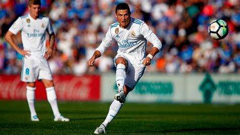 Cristiano Ronaldo goals: Real Madrid star scores first Liga goal of the season | Goal.com