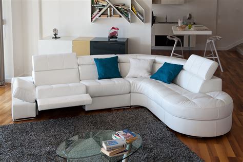 Elegant Curved Sectional Sofa in Leather Moreno Valley California Antonio-Salotti-Roxanne