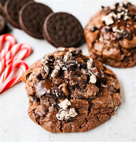 Chocolate Peppermint Candy Cane Oreo Cookies – Modern Honey