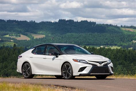 2018 Toyota Camry XSE V6: Is It Really That Sporty? [Video Review] - The Fast Lane Car