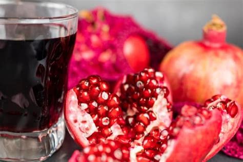 How to Juice a Pomegranate in an Electric Juicer?