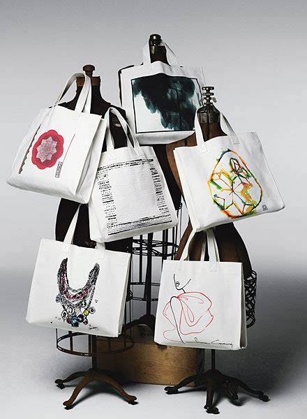 Fashion Gives Back: 6 Exclusive Designer Tote Bags Just For You! | Glamour