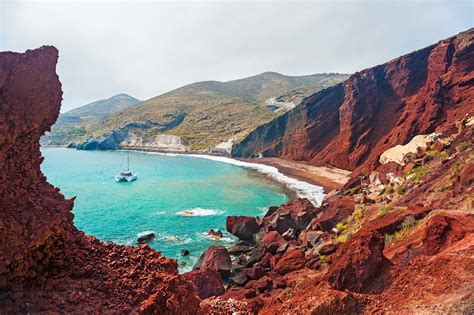 12 Best Santorini Beaches | Rough Guides