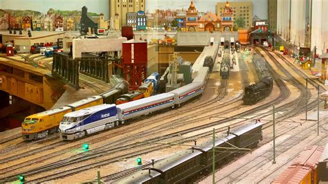 Beautiful Model Railroad O Scale Gauge Train Layout at The San Diego Model Railroad Museum - YouTube