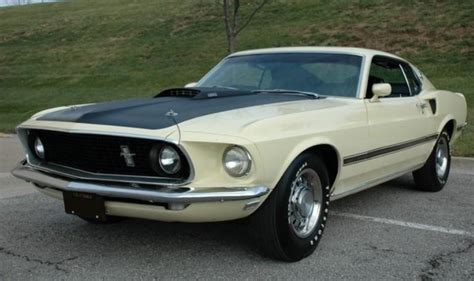 Meadowlark Yellow 1969 Mach 1 Ford Mustang Fastback