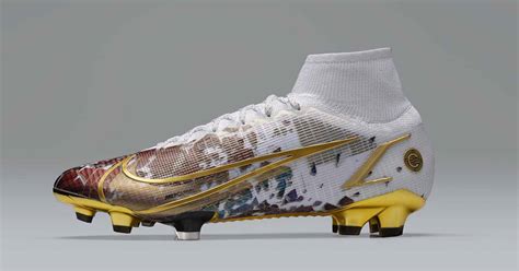 Nike Reveal Mercurial & Pitch For Record-Breaking CR7 - SoccerBible