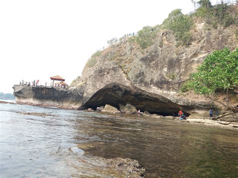 Intip Kisah Pantai Karang Bolong Di Serang Banten - Hibur.id