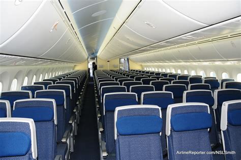 Interior Photo Tour of ANA's First Boeing 787 Dreamliner - AirlineReporter : AirlineReporter