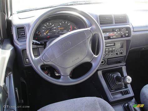 Charcoal Interior 1996 Geo Tracker Hardtop 4x4 Photo #21813847 | GTCarLot.com