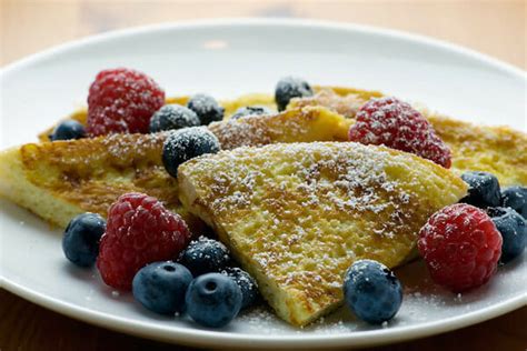 French Toast with Berries - Framed Cooks