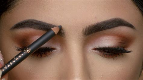 Eyebrow Pencil Must-Have Features | ReviewThis