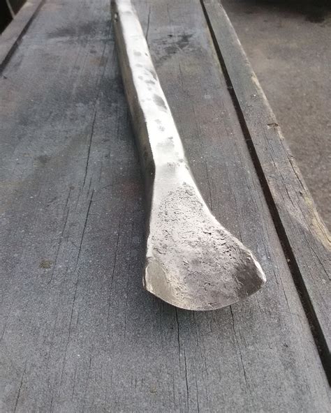 Forged curved chisel 5160 : r/Blacksmith