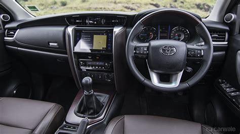 Toyota New Fortuner Interior Image, Toyota Fortuner Photo - CarWale