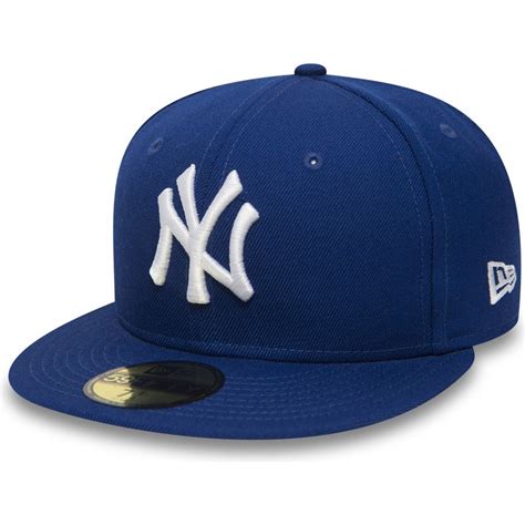 New Era Flat Brim 59FIFTY Essential New York Yankees MLB Blue Fitted Cap: Caphunters.com