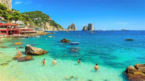 Capri, Bay of Naples🇮🇹 pinterest: b_ox | Italy beaches, Capri island, Procida island