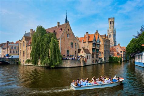 Bruges Canal Tour: Complete Travel Guide (2024)