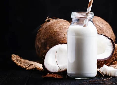 The Best Coconut Milks, According to Nutritionists — Eat This Not That