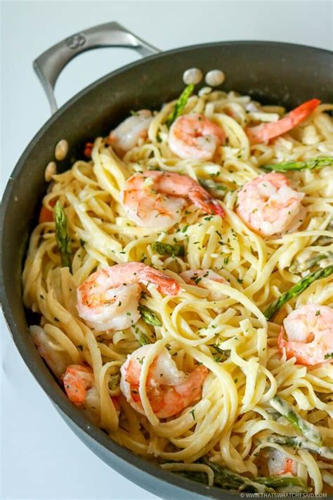 Garlic Butter Shrimp Pasta in White Wine Sauce - That's What {Che} Said...