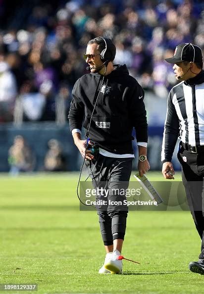 Miami Dolphins head coach Mike McDaniel watches during the Miami... News Photo - Getty Images