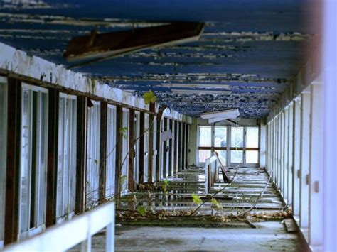 Photos: Inside Abandoned Cyprus Airport Untouched for 50 Years - Business Insider