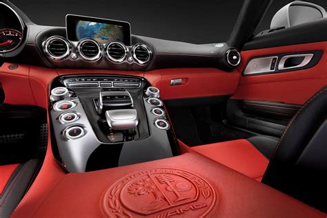 Mercedes-Benz GT AMG – Interior Pictures – BenzBlogger