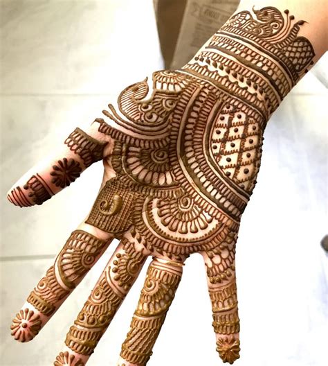 80+ Amazing Karva Chauth Mehndi Designs - Body Art Guru