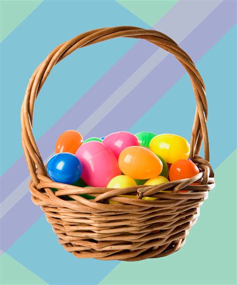 Easter Eggs In A Basket | www.pixshark.com - Images Galleries With A Bite!