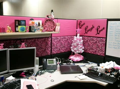 10+ Office Cubicle Decor Ideas – HomeDecorish