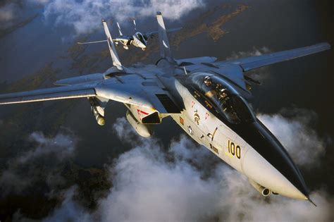 "The U.S. Navy's Adored Combat Aircraft: F-14 Tomcat"