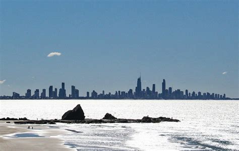 gold-coast-skyline – DadCAMP