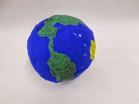 ART WITH SCHMIDT: 4th Grade - Paper Mache Globes