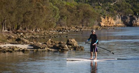 What to Wear Paddle Boarding (and what not to wear) - Peaceful Paddle