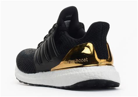 adidas Ultra Boost Gold BB3929 | SneakerNews.com