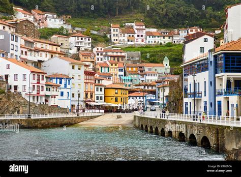 Cudillero spain hi-res stock photography and images - Alamy