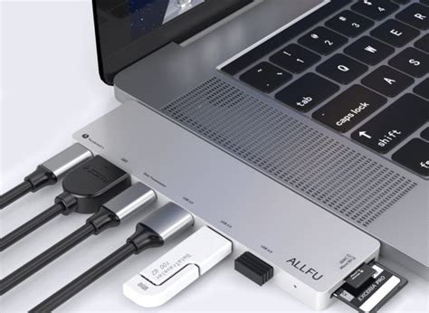 The best USB-C hubs for your laptop or tablet - GearOpen.com