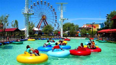 Parque de la Costa Amusement Park in Buenos Aires