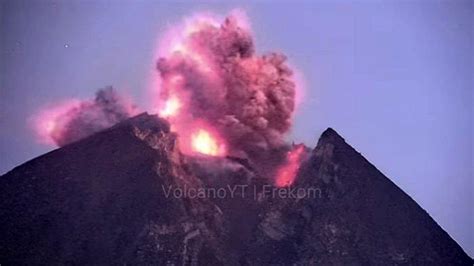 Penampakan saat gunung merapi meletus - horedssc