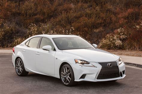 Lexus USA Announces 2016 IS Sedan with Three Engine Options | Lexus Enthusiast