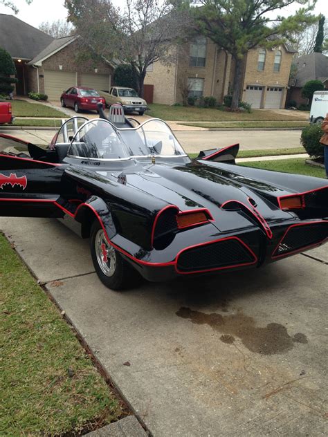 1966 Batmobile Replica Took 9 Years to Build, Texan Batman Fan Proud of His Work - autoevolution