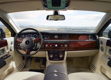 SPORTS CARS: rolls Royce ghost interior images