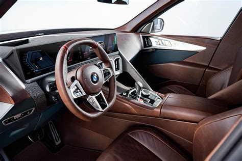 2024 BMW XM pictures