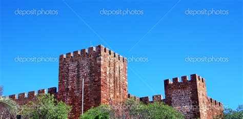 Castle of Silves, Algarve, Portugal Stock Photo by ©inaquim 43620585