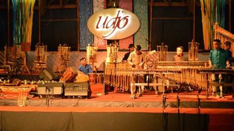 Berbagai Alat Musik Sunda Tradisional, Mulai dari Angklung Hingga Rebab ...