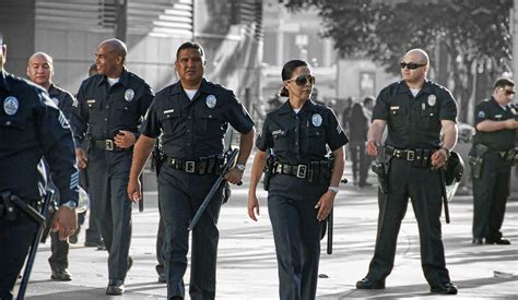 Don't Defund our LAPD - Valley VOTE