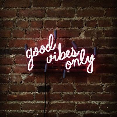 Good Vibes Only Handmade Art Neon Sign – Custom-Neon-Sign