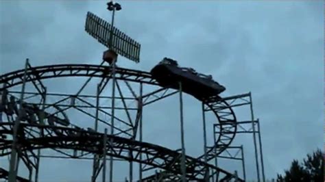 Rollercoaster fail - YouTube