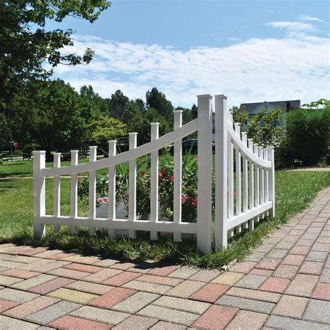 accent fence ideas - homebuildingmart