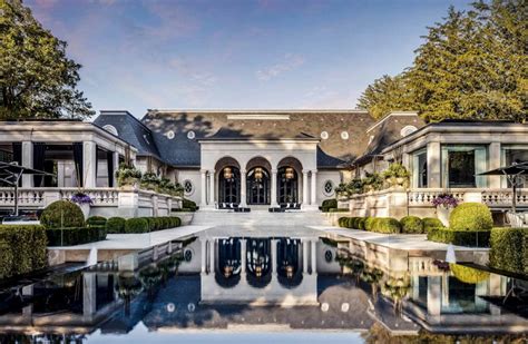 Where Does Drake Live? An Inside Look at Peak Luxury - Archute