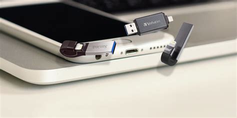 iPhone External USB Storage: The 5 Best Flash Drives for iPhone